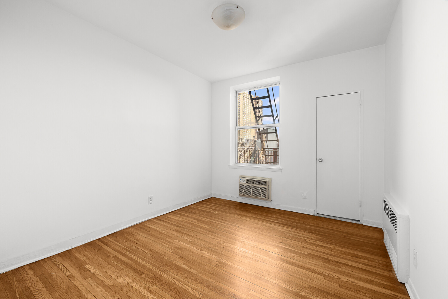 521 E 88TH Street 5C