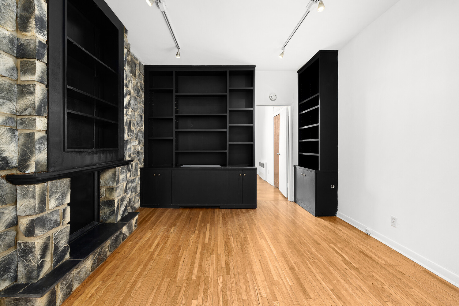 521 E 88TH Street 5C