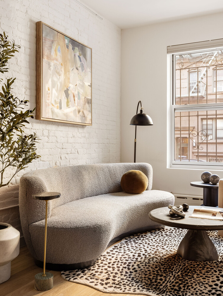 214 W 16TH Street 1W