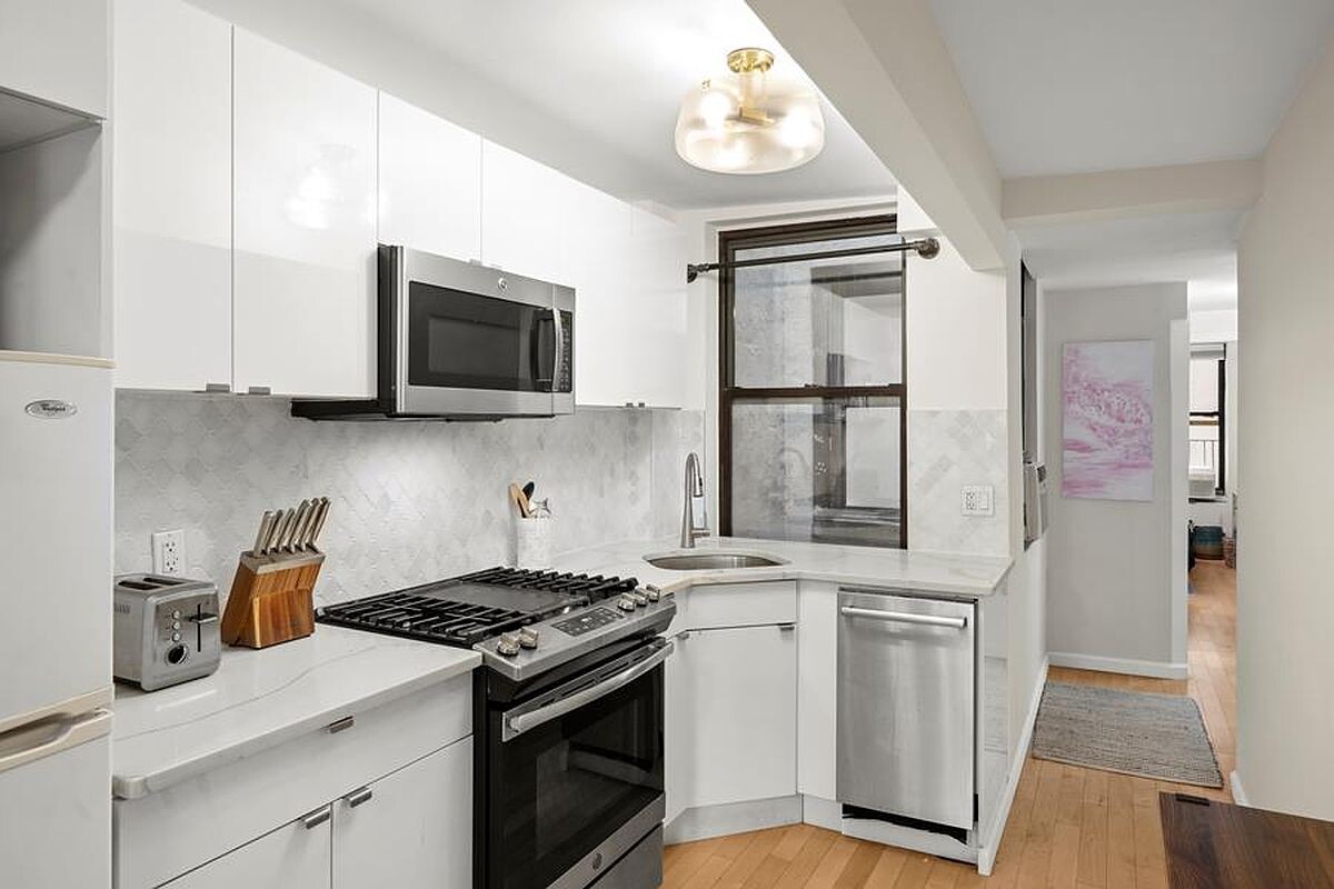 85 1ST Avenue 7B