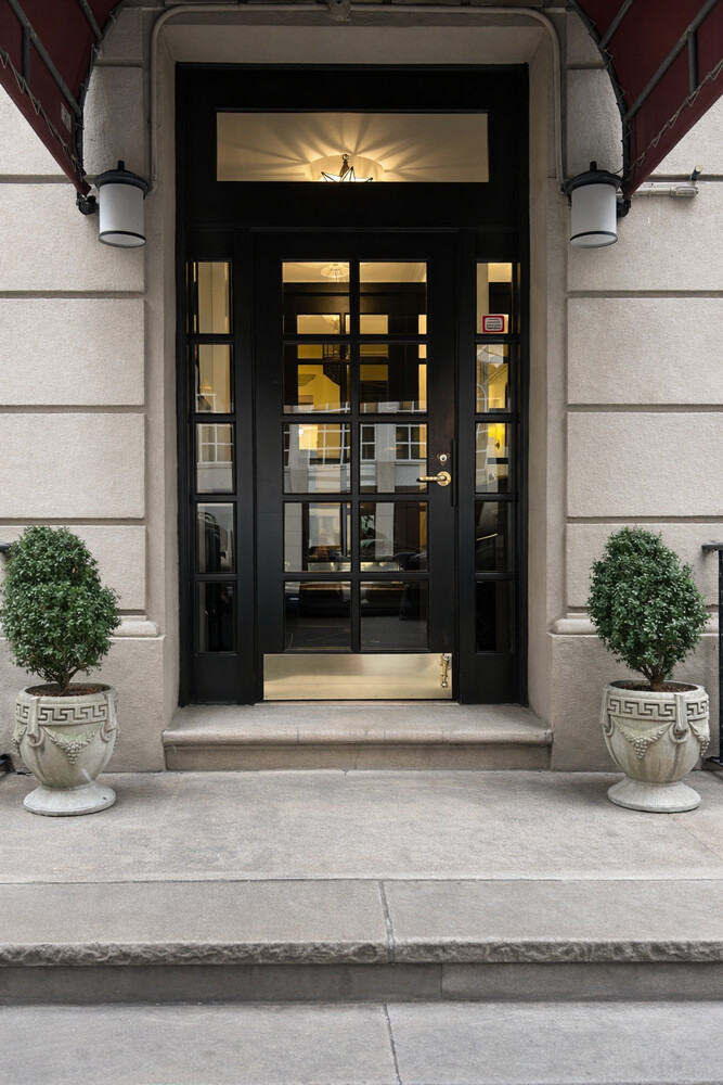 120 E 85TH Street 2W