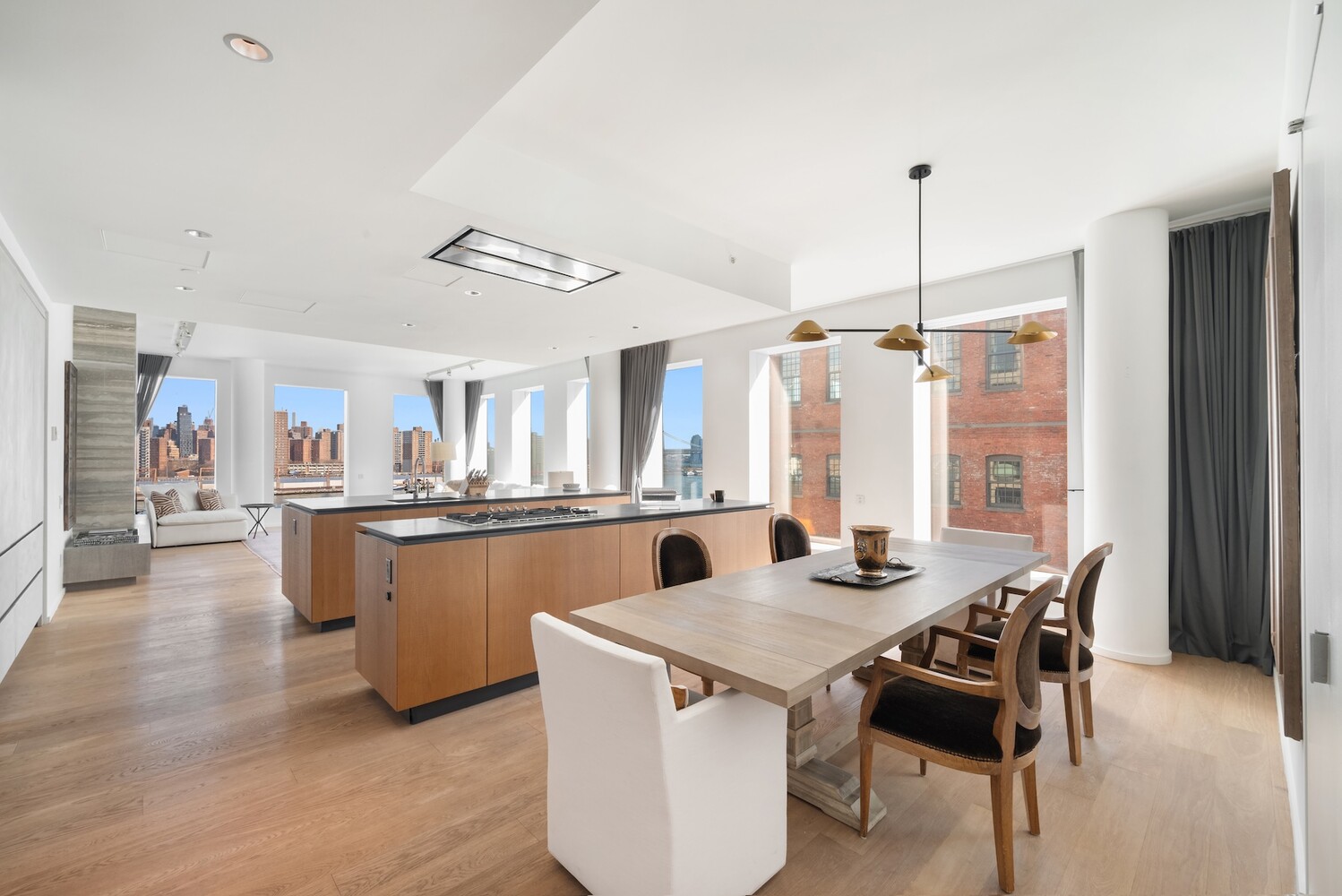 1 JOHN Street 9D