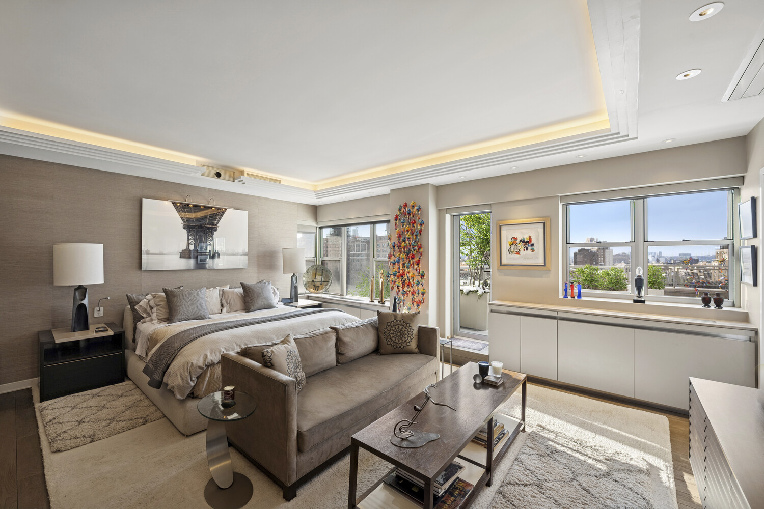 2 5TH Avenue 14R