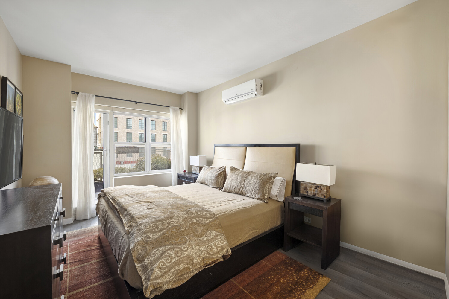 2 5TH Avenue 14R