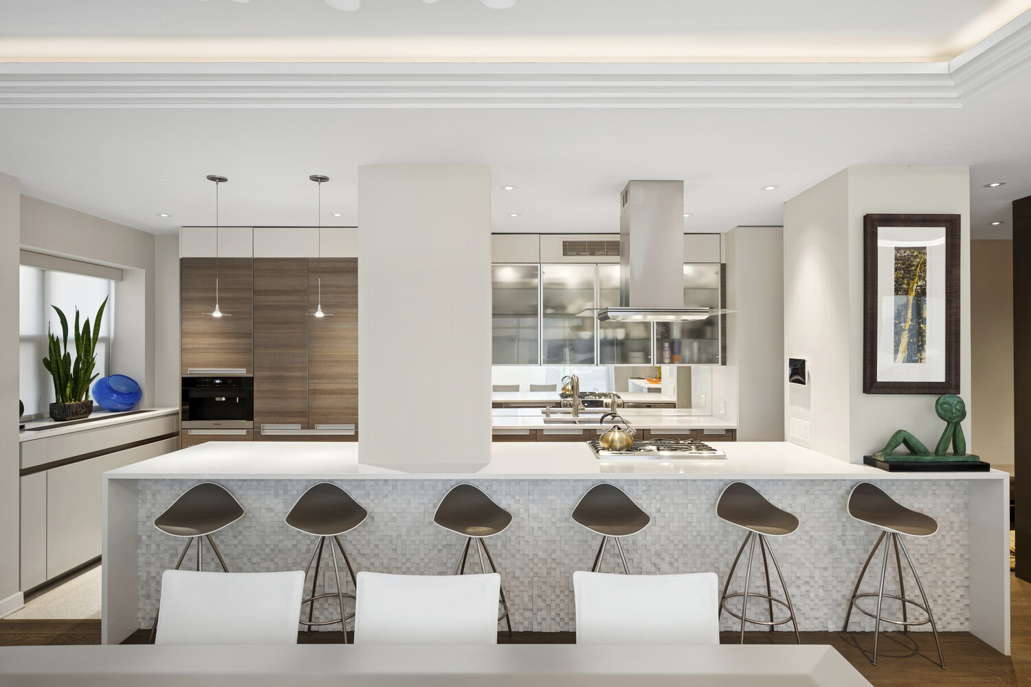 2 5TH Avenue 14R