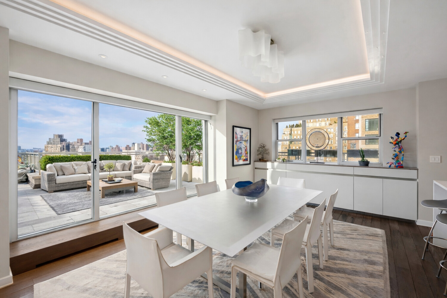 2 5TH Avenue 14R