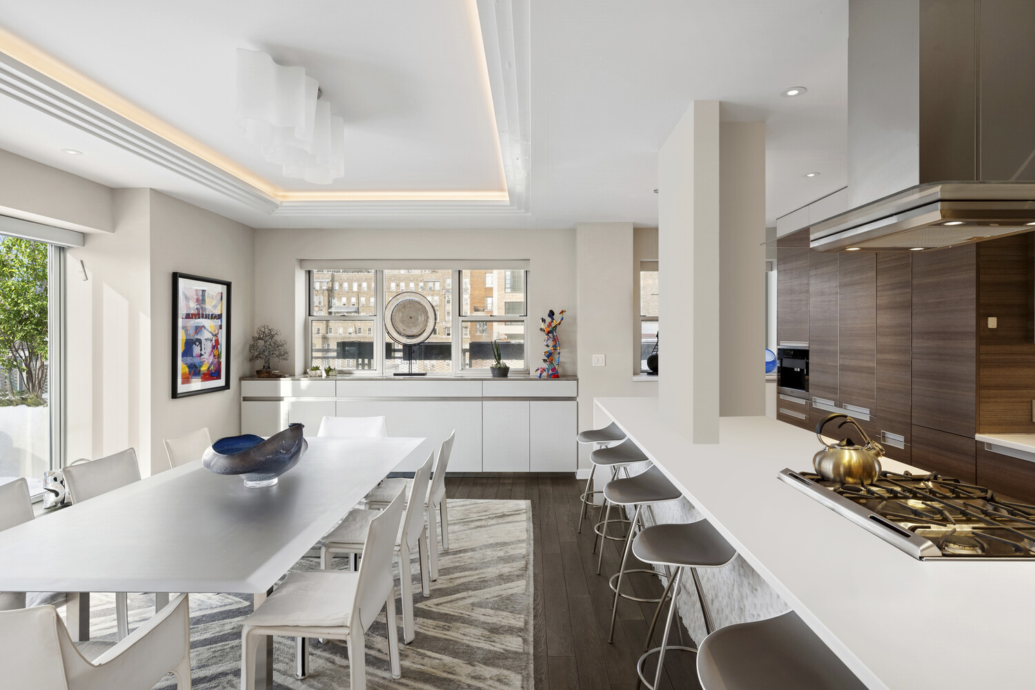 2 5TH Avenue 14R