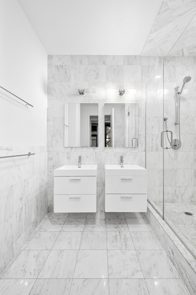 165 WILLIAM Street 2