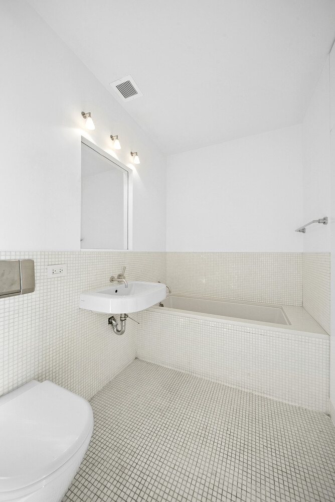 245 7TH Avenue 11BC/10C