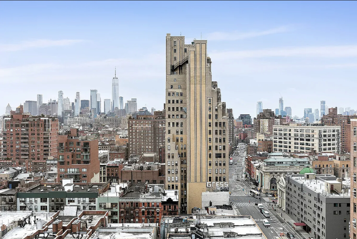 270 W 17TH Street 18D