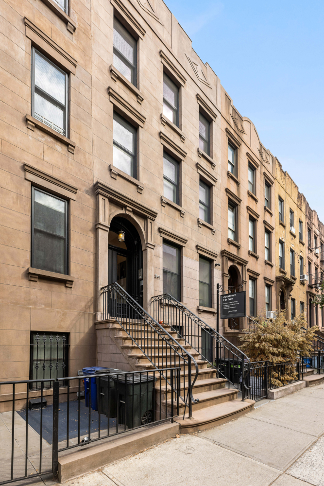 541 HENRY Street D