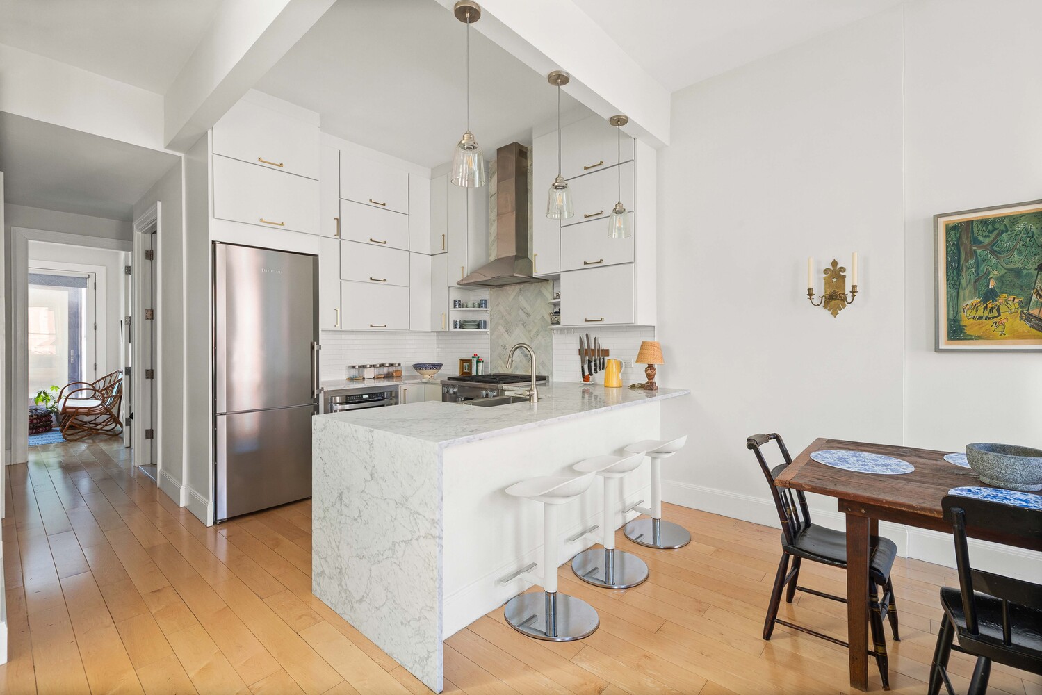 541 HENRY Street D