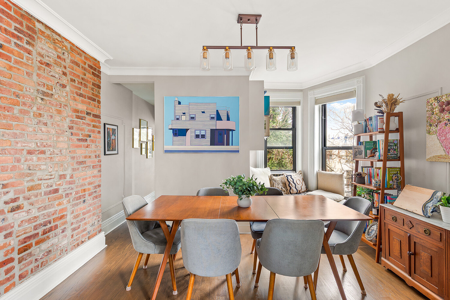 378 7TH Street 4R