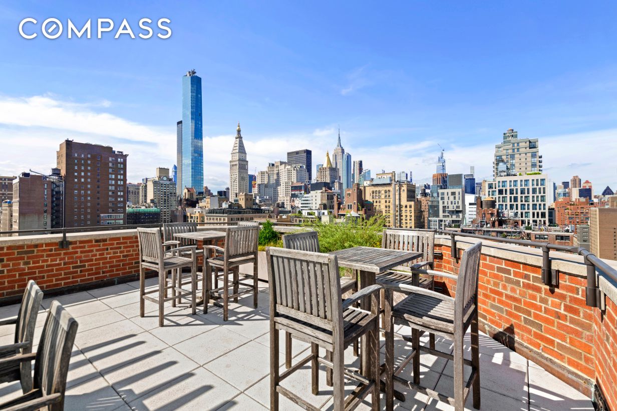 32 Gramercy Park S 12D