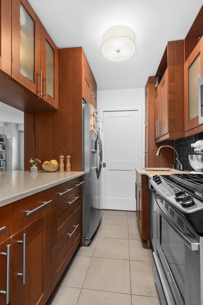 191 WILLOUGHBY Street 8J