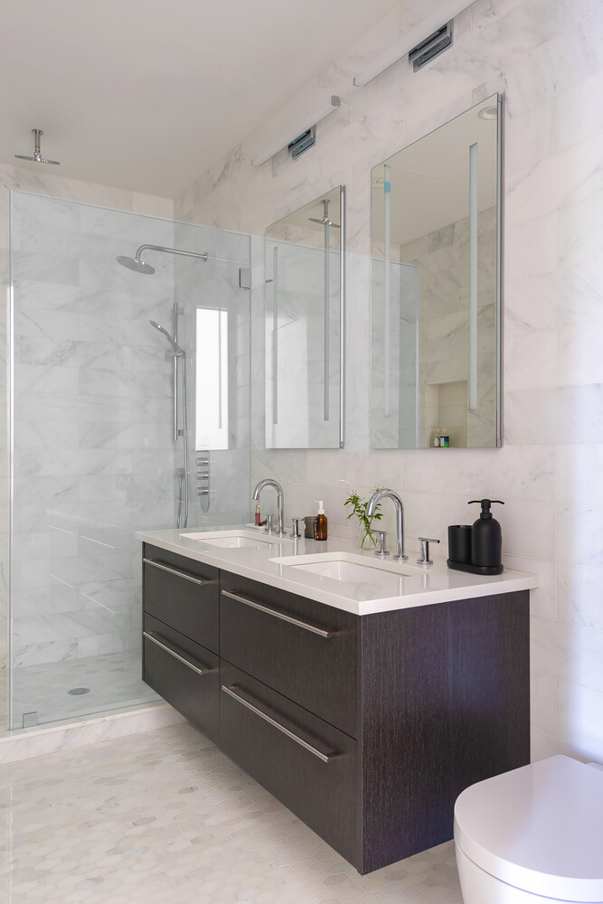 47 DIAMOND Street 3B