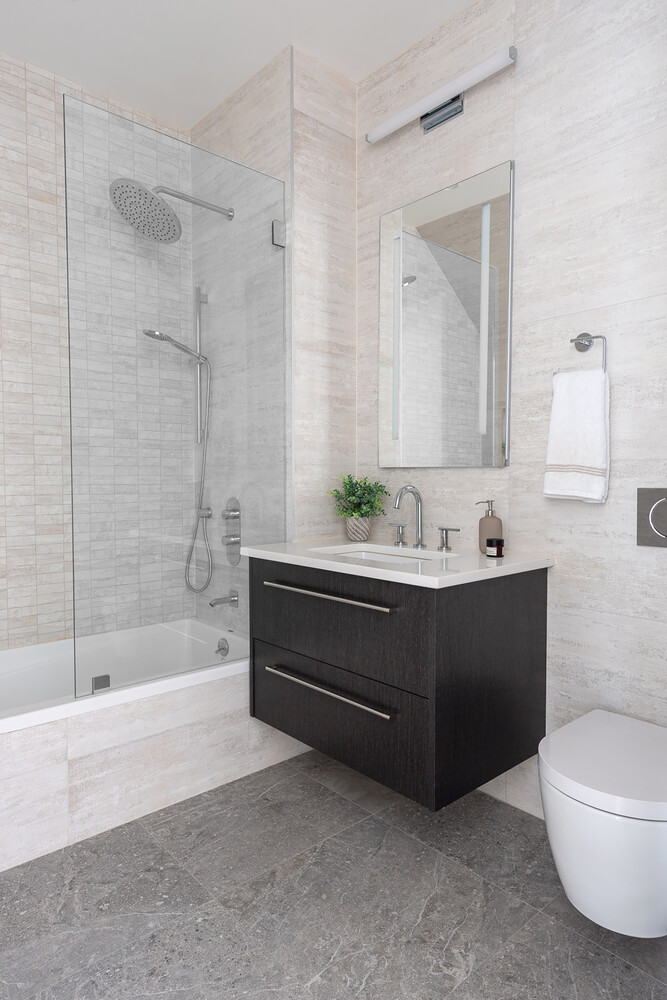 47 DIAMOND Street 3B