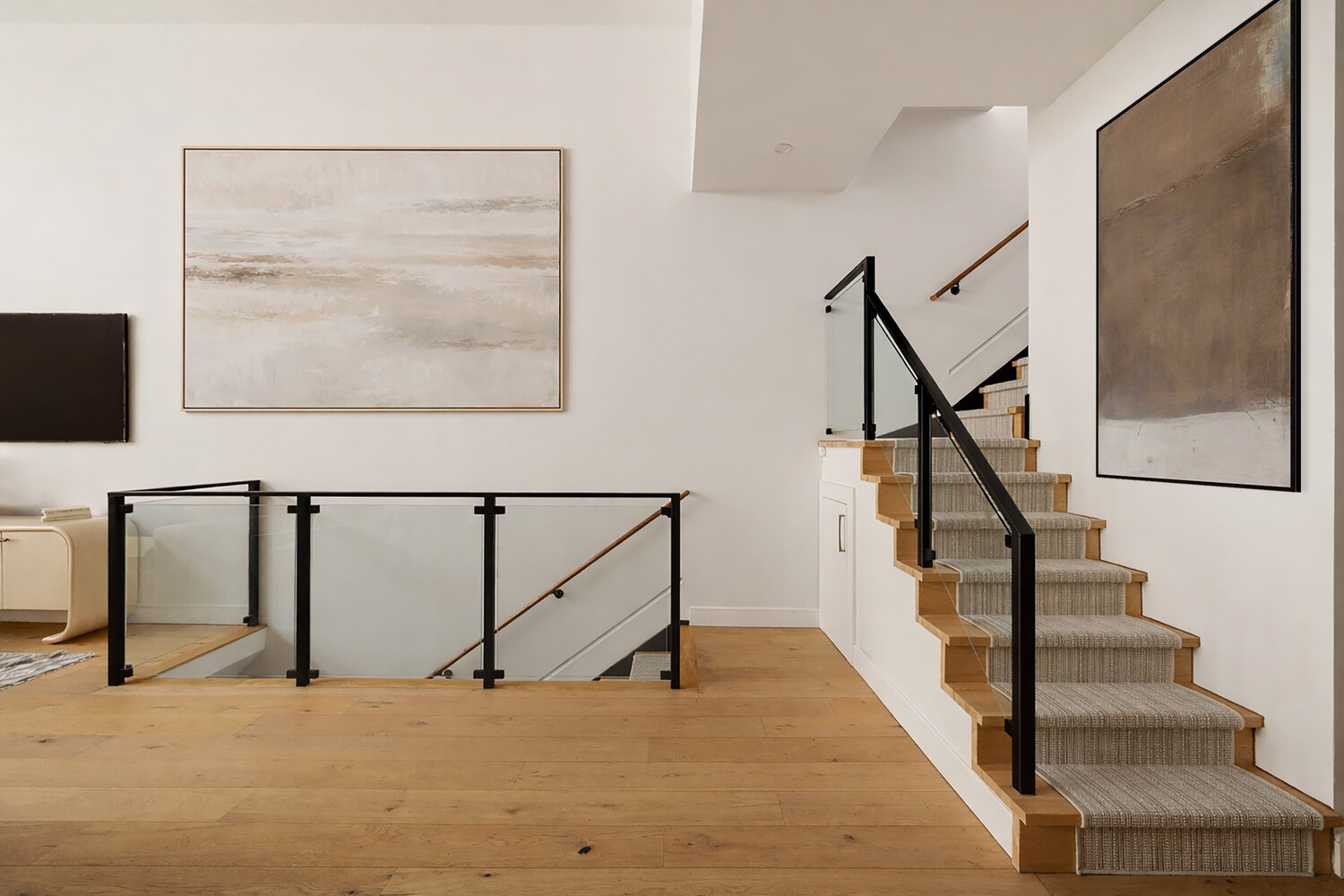 47 DIAMOND Street 3B