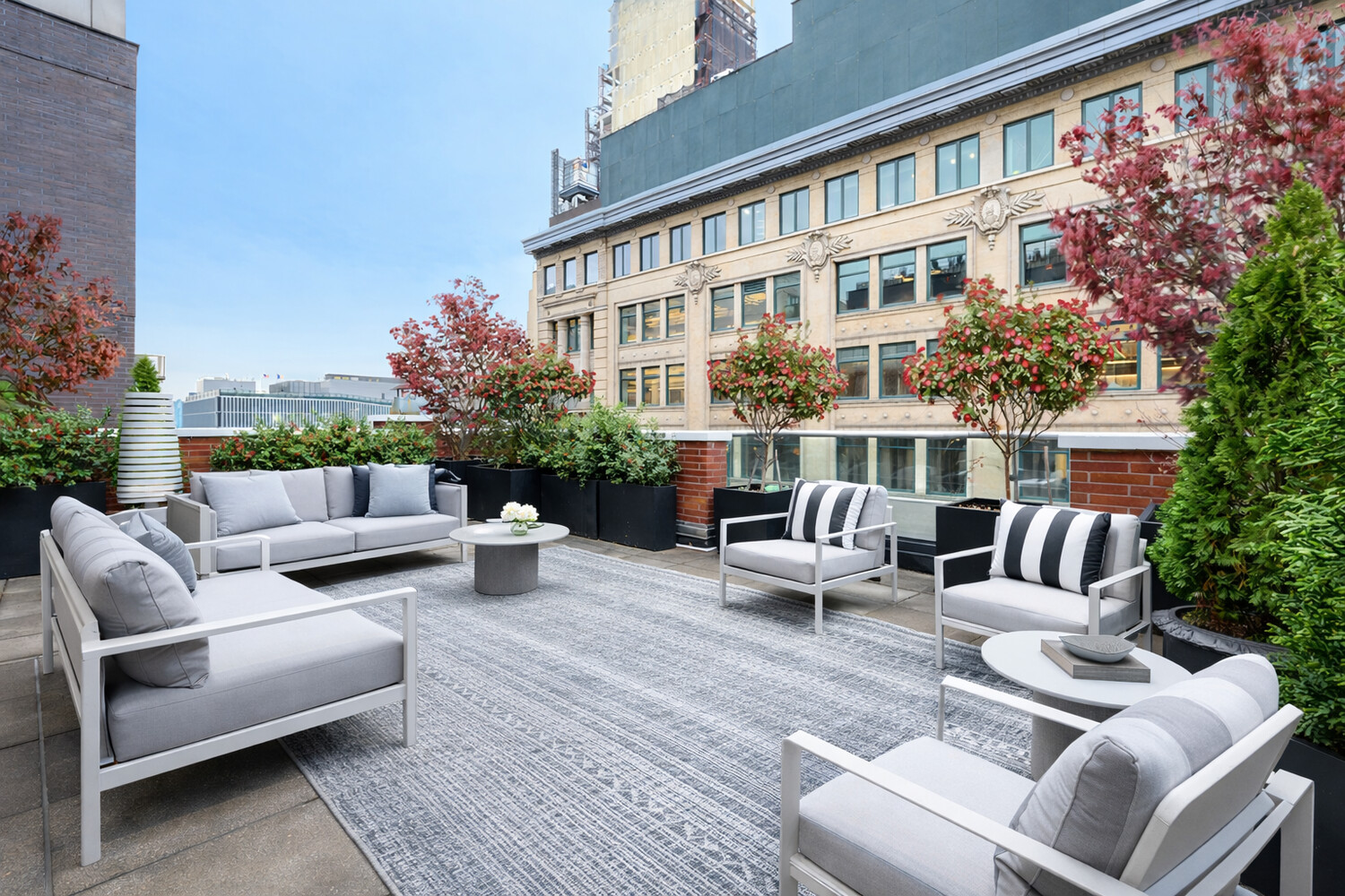 300 SPRING Street 6/7A