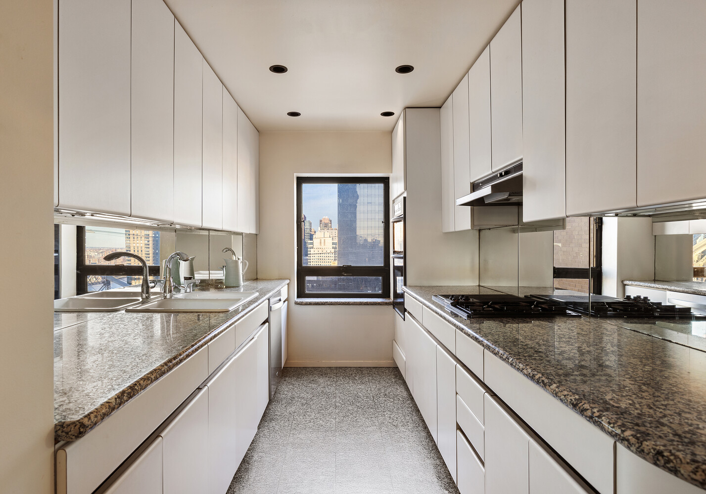 425 E 58TH Street 22H
