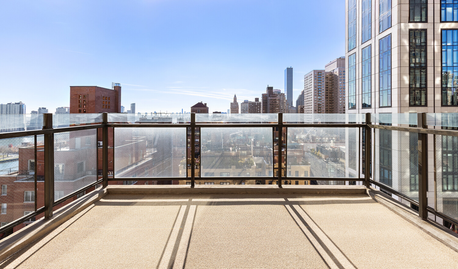 425 E 58TH Street 22H