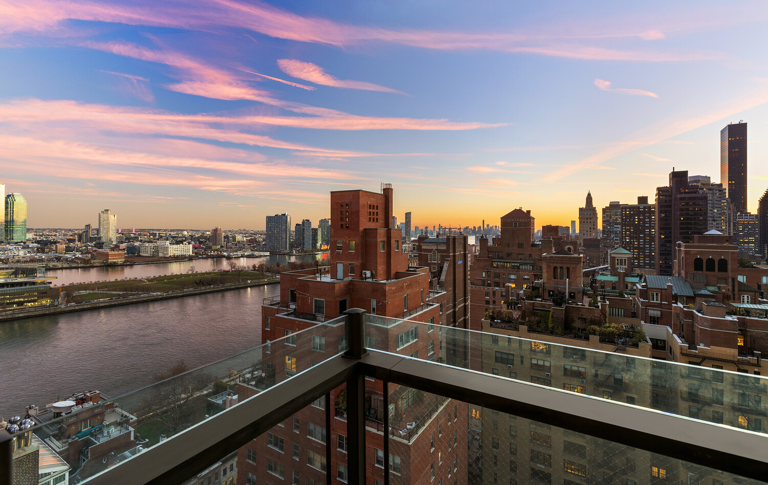 425 E 58TH Street 22H