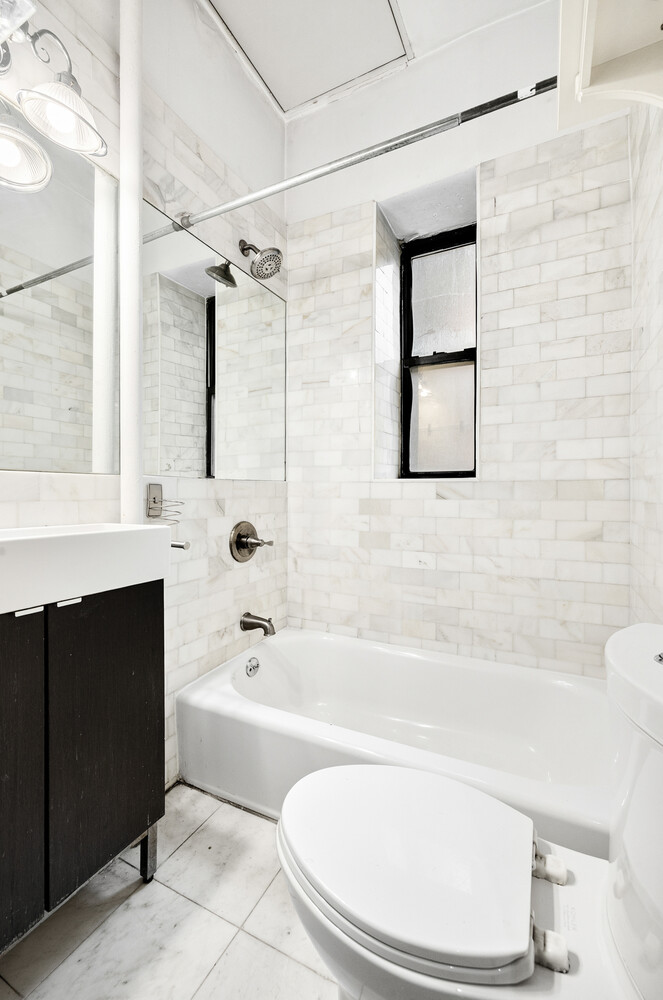 212 E 13TH Street APT1C