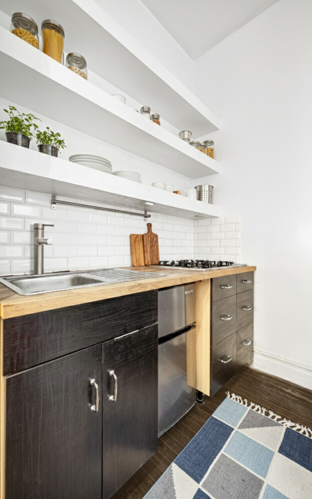 212 E 13TH Street APT1C