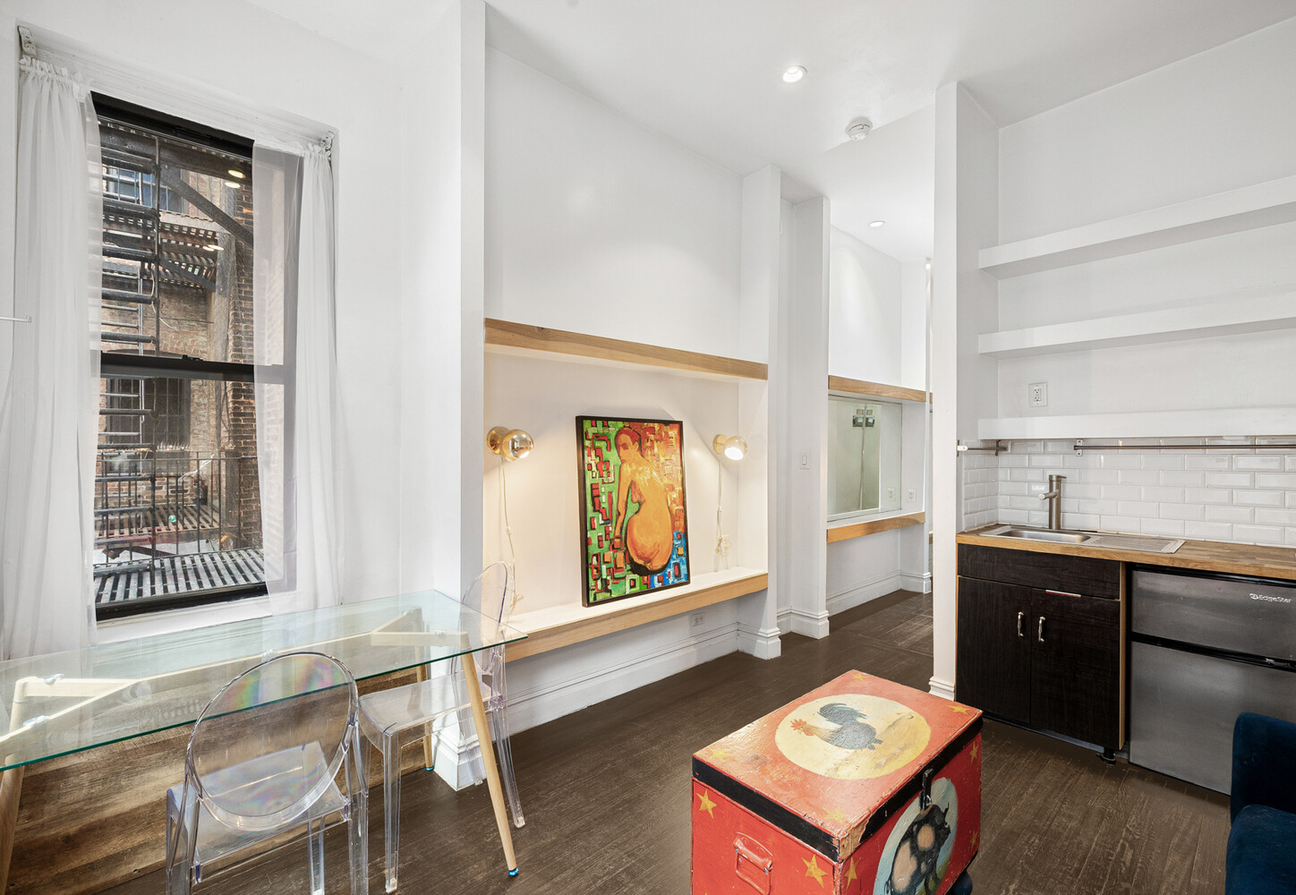 212 E 13TH Street APT1C