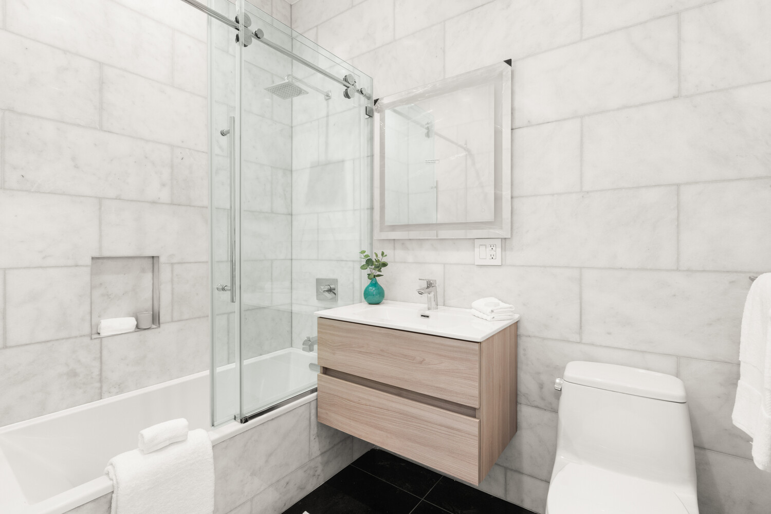 187 PULASKI Street 2