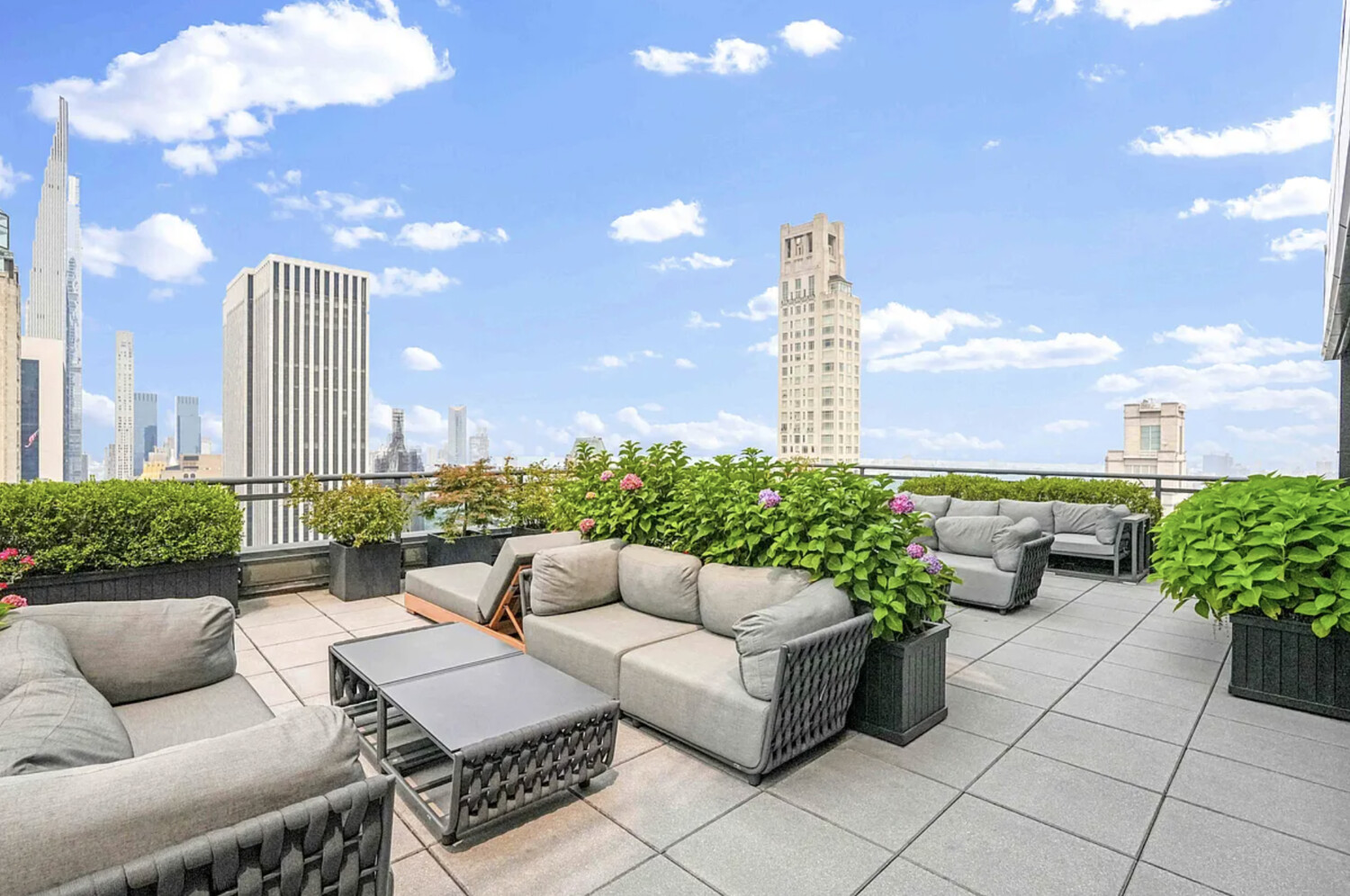 117 E 57TH Street 44F