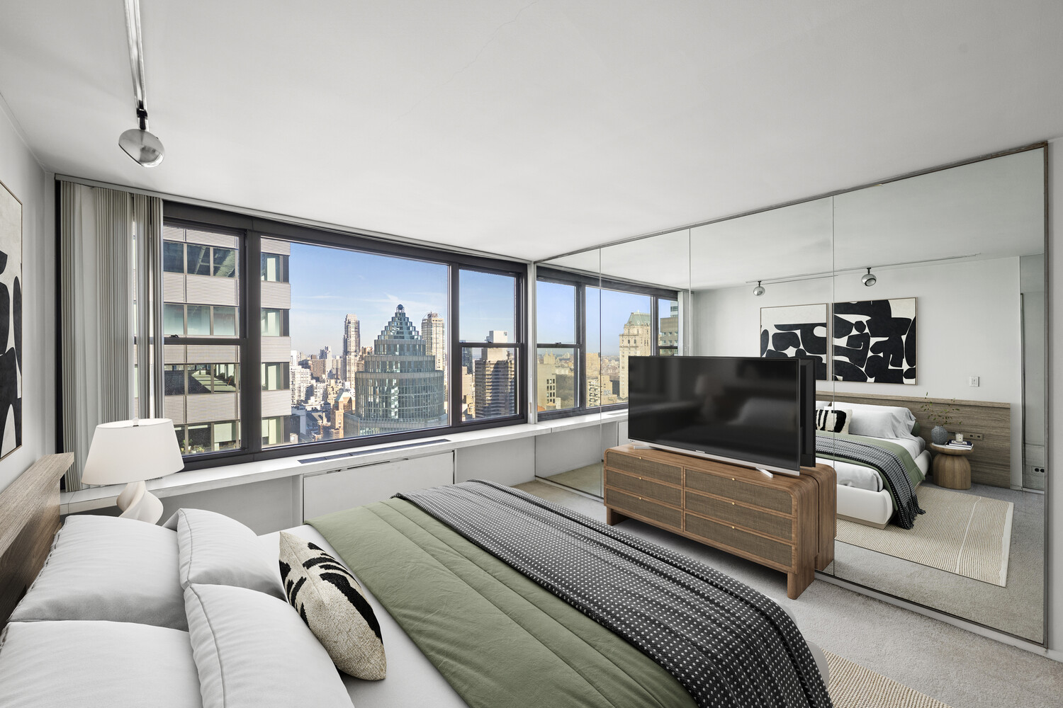 117 E 57TH Street 44F