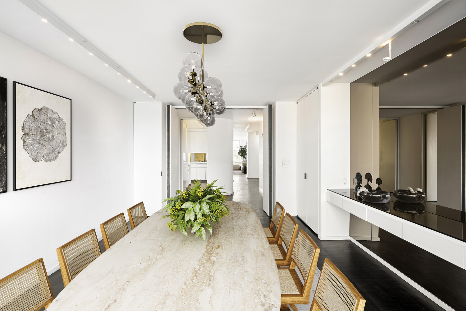 117 E 57TH Street 44CDE