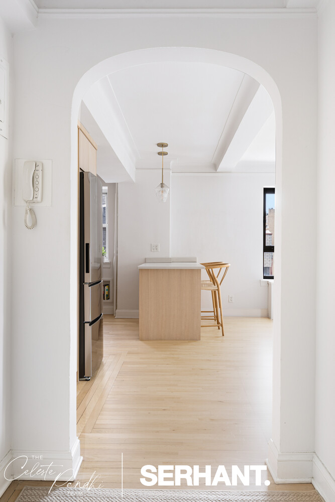 227 E 57TH Street 19C