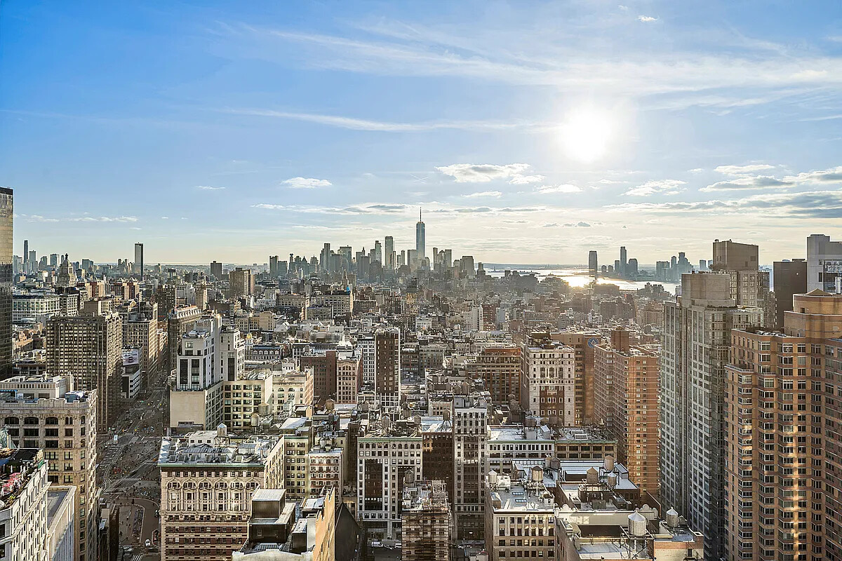 25 W 28TH Street PH43A