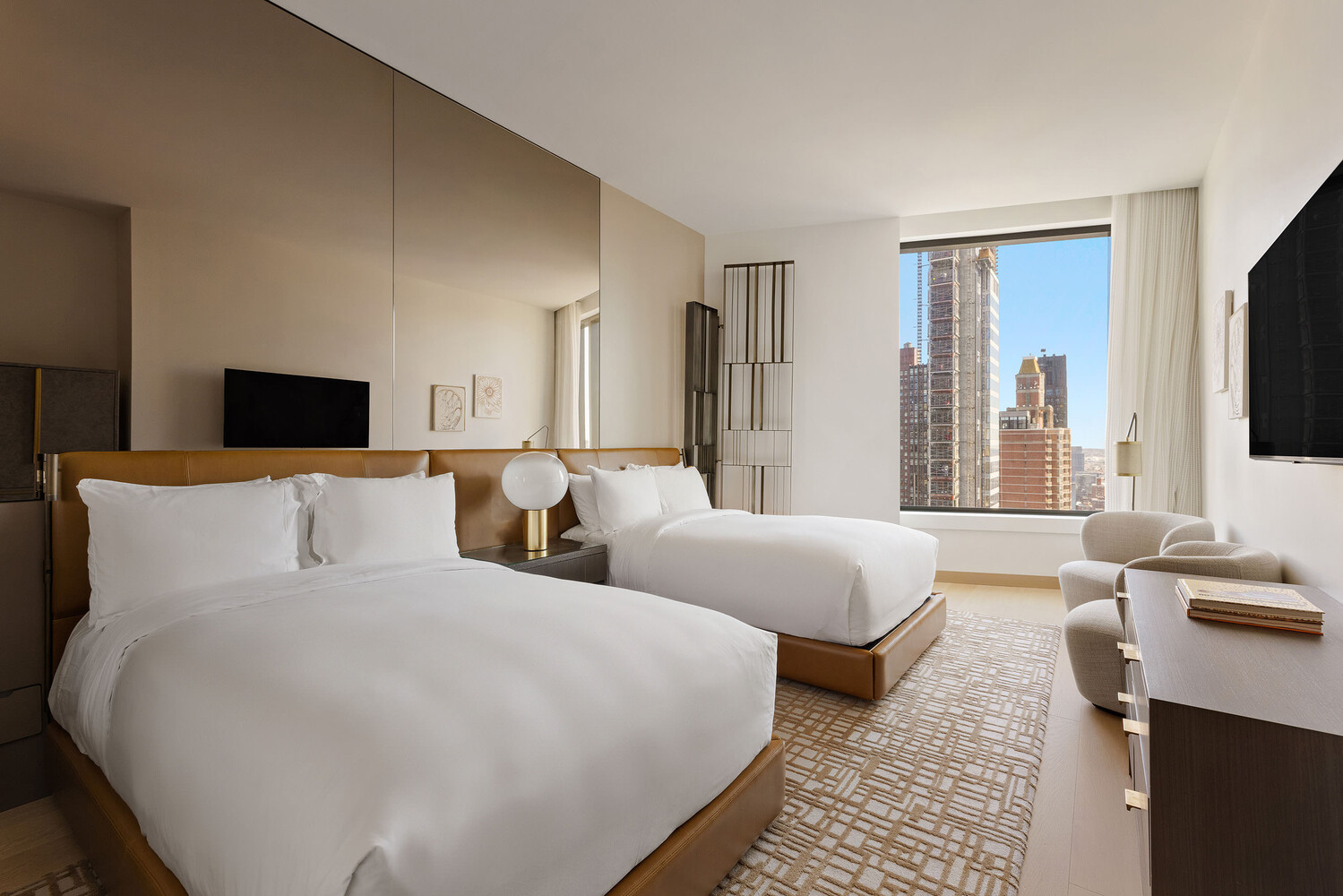 25 W 28TH Street PH43A