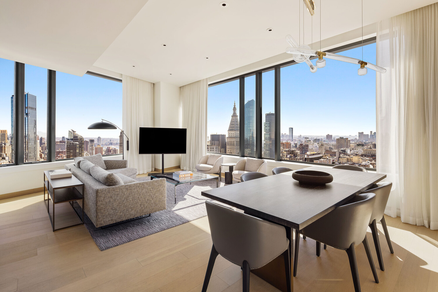 25 W 28TH Street PH43A