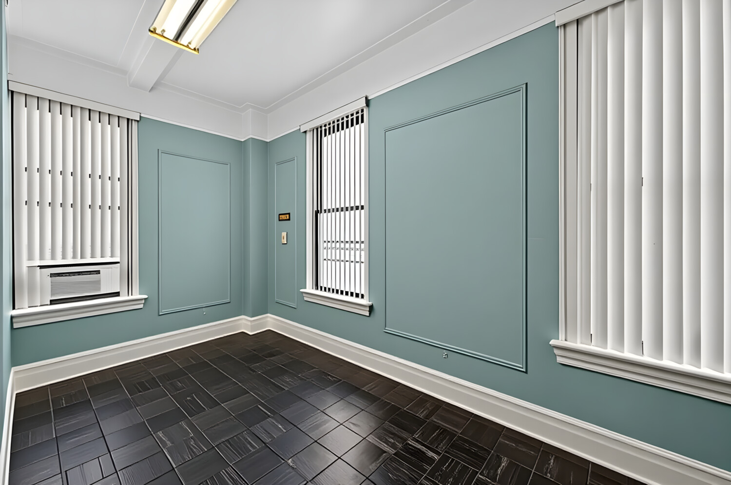 470 W END Avenue 1BC