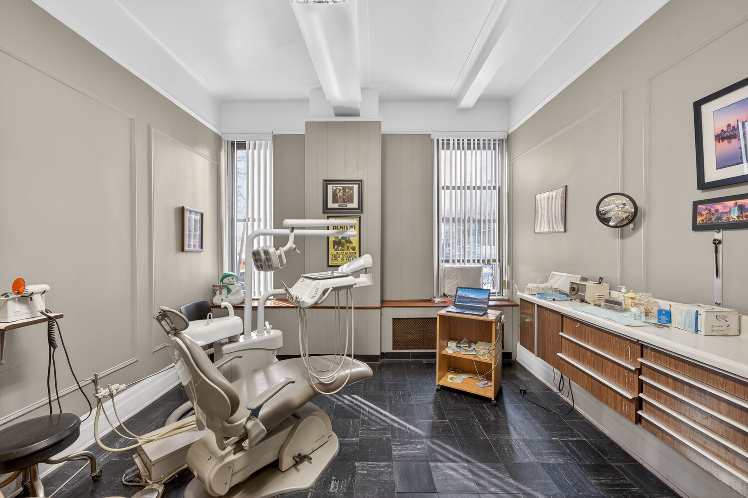 470 W END Avenue 1BC