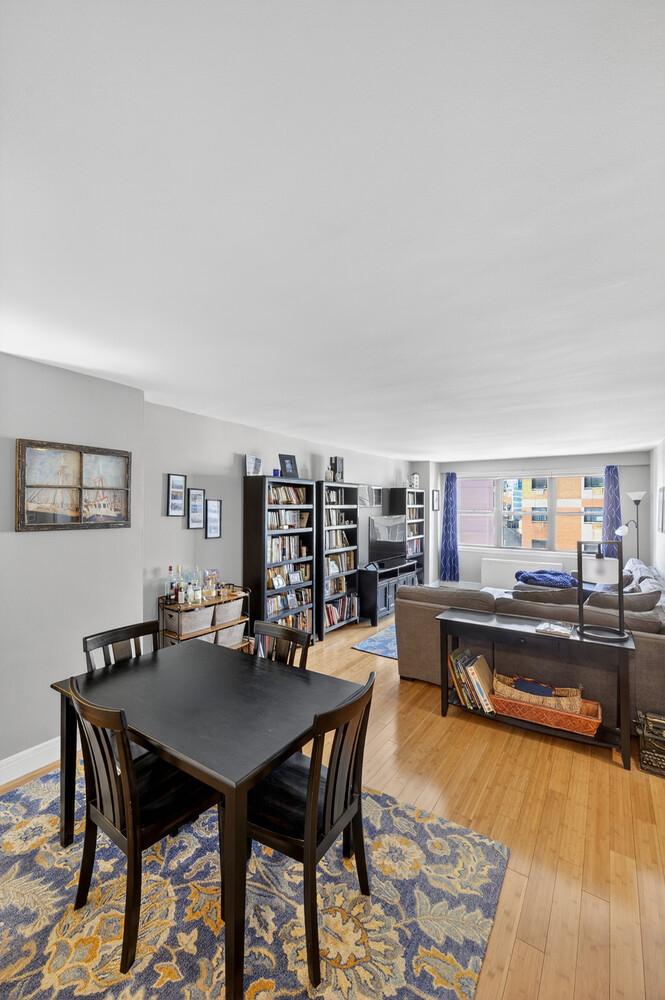 201 E 28TH Street 14M