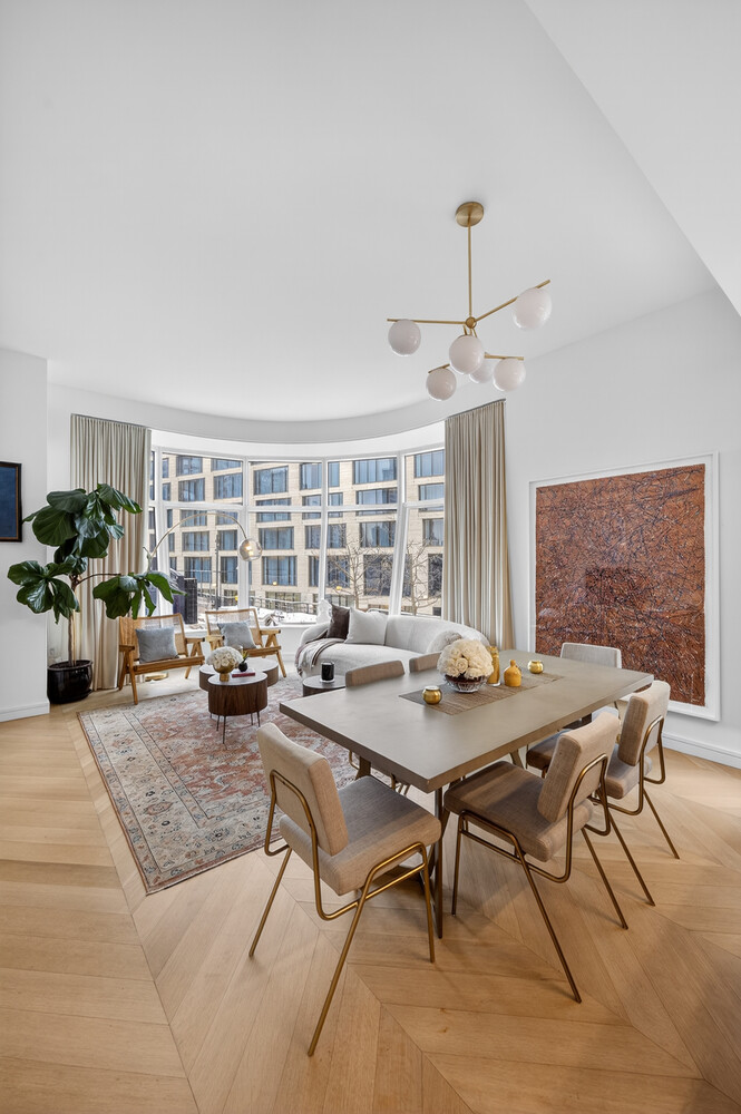 515 W 18TH Street 415