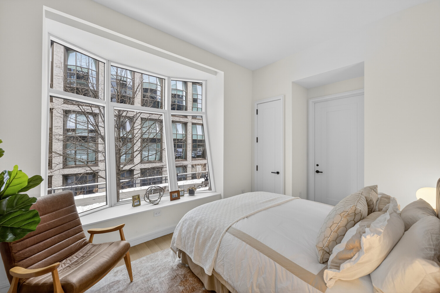 515 W 18TH Street 415