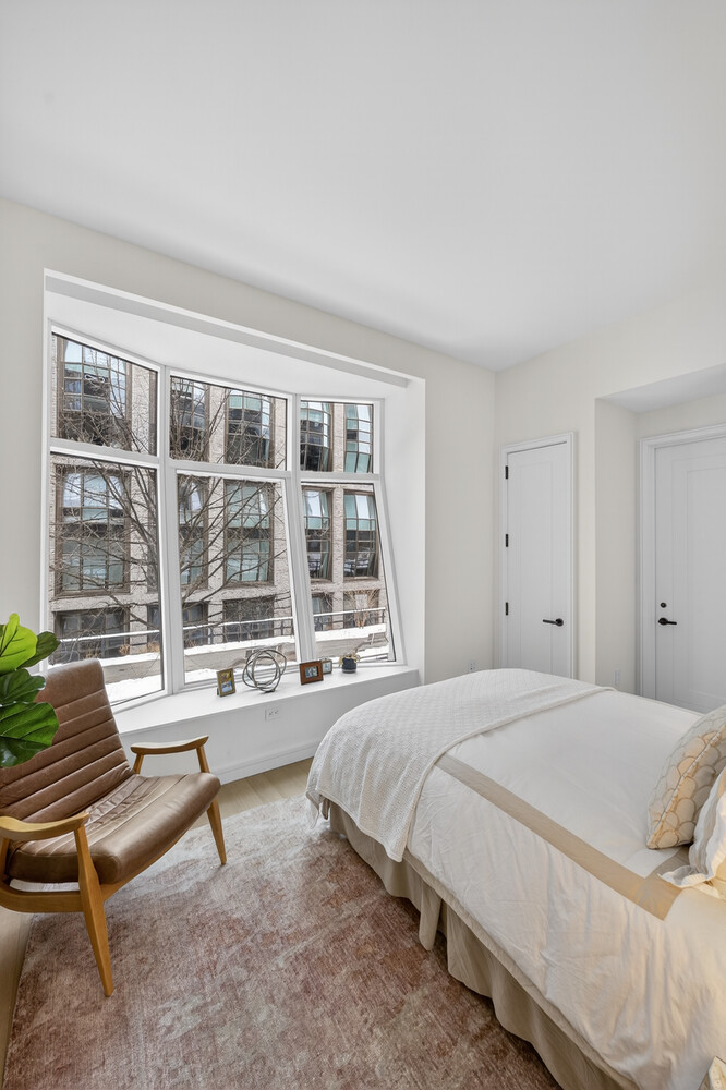 515 W 18TH Street 415