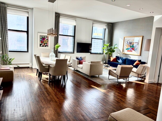 250 MERCER Street D802/D803