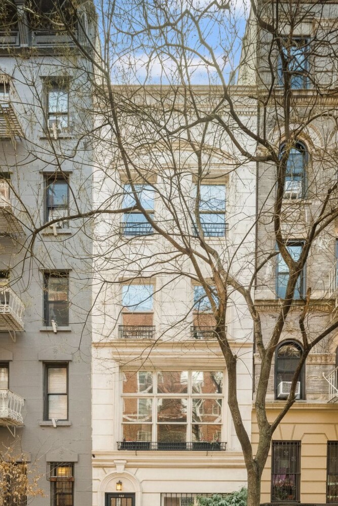 164 E 91ST Street