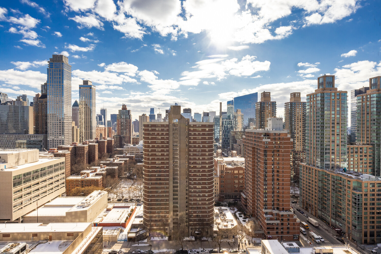 140 W END Avenue 27C