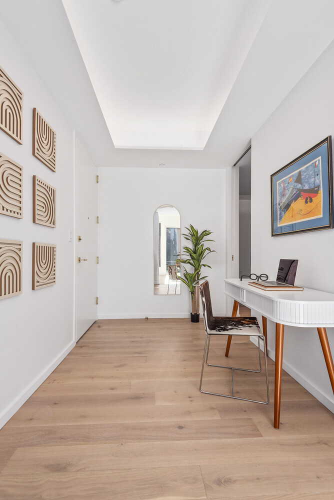 330 GRAND Street 5B