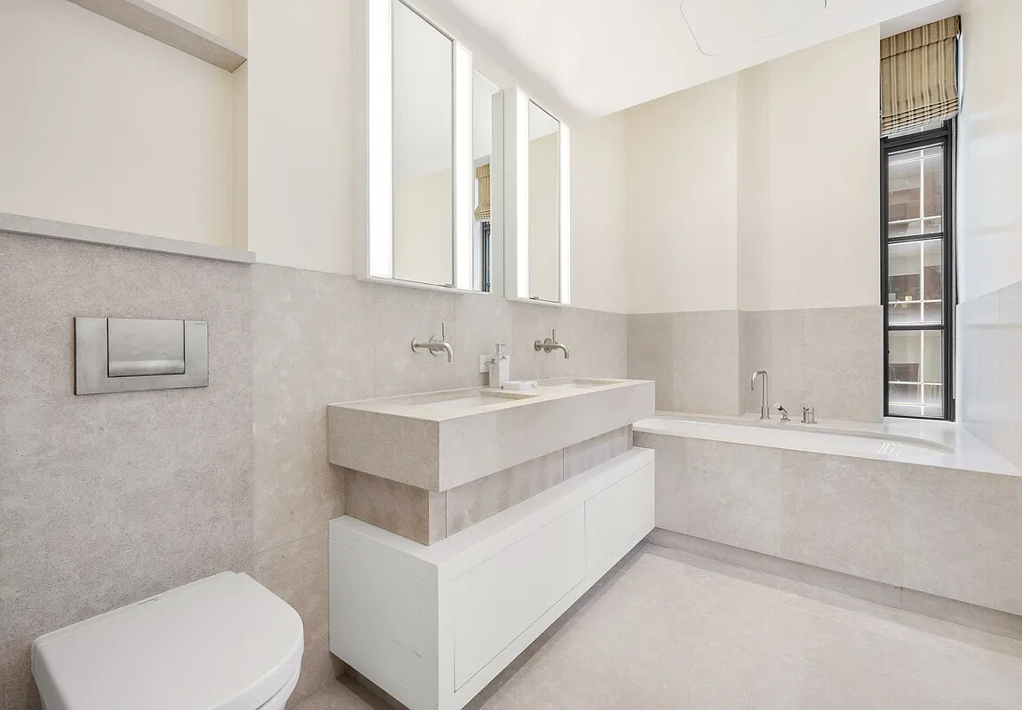 404 PARK Avenue S 8D