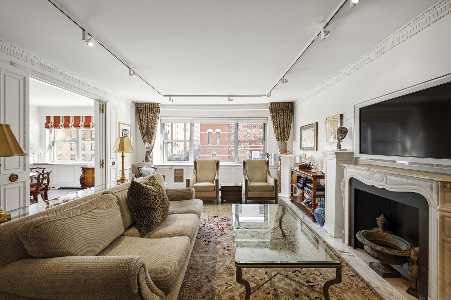650 PARK Avenue 4D