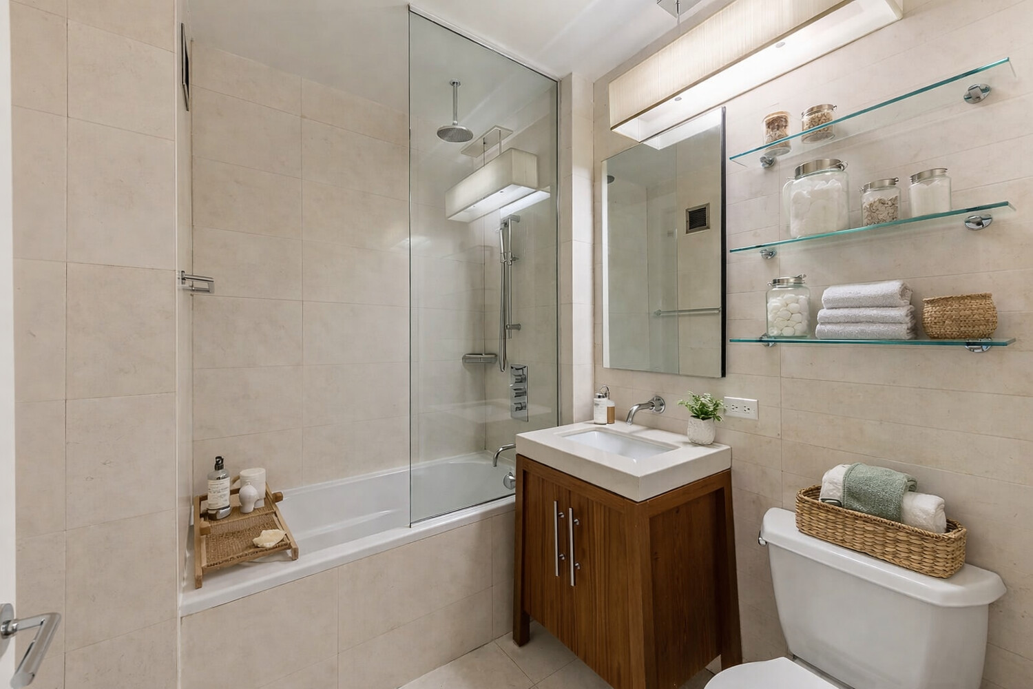 88 GREENWICH Street 608